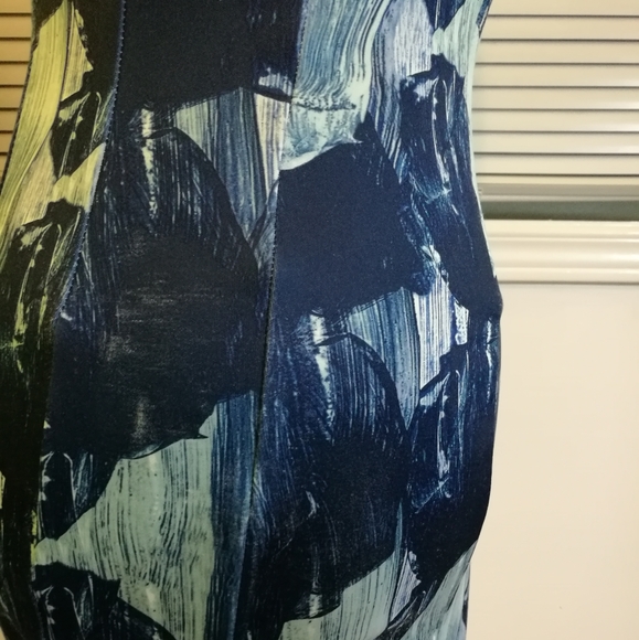 FREE xs H&M Watercolor Blue Dress - Picture 8 of 9